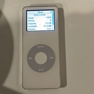 iPod Nano 1st gen 4gb